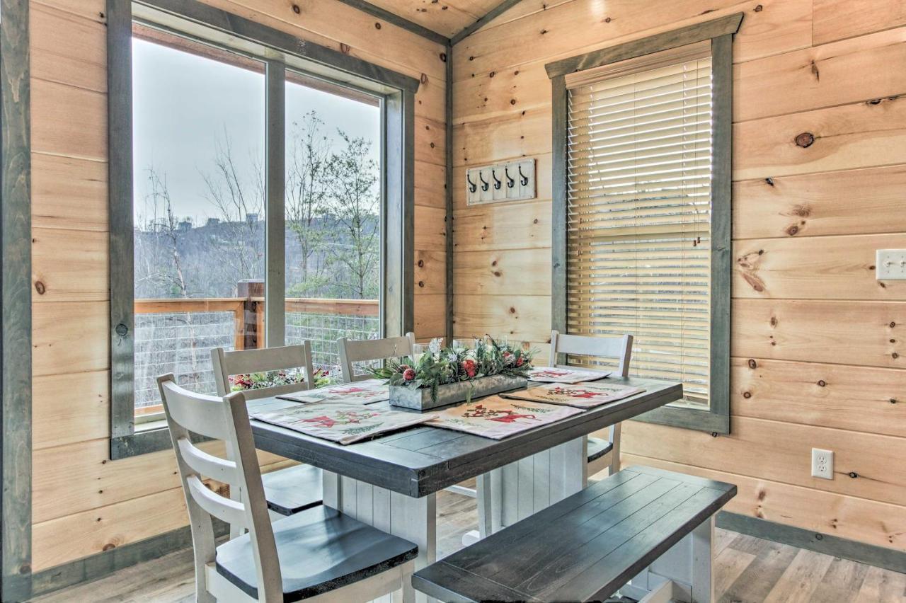 ガトリンバーグ Smoky Mountain Hideaway With Hot Tub, Deck And Views!ヴィラ エクステリア 写真